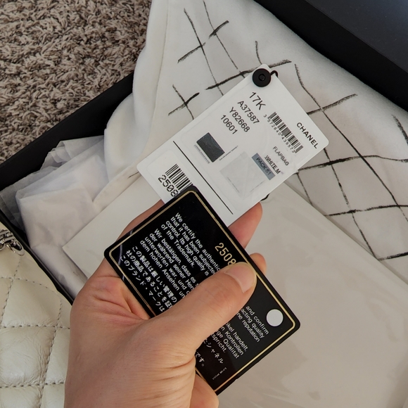 Chanel 2.55 226 bag - Picture 12 of 15